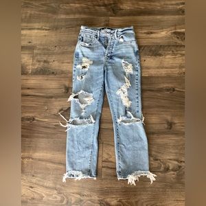 EUC Hollister ultra high rise vintage straight jeans Size: 0